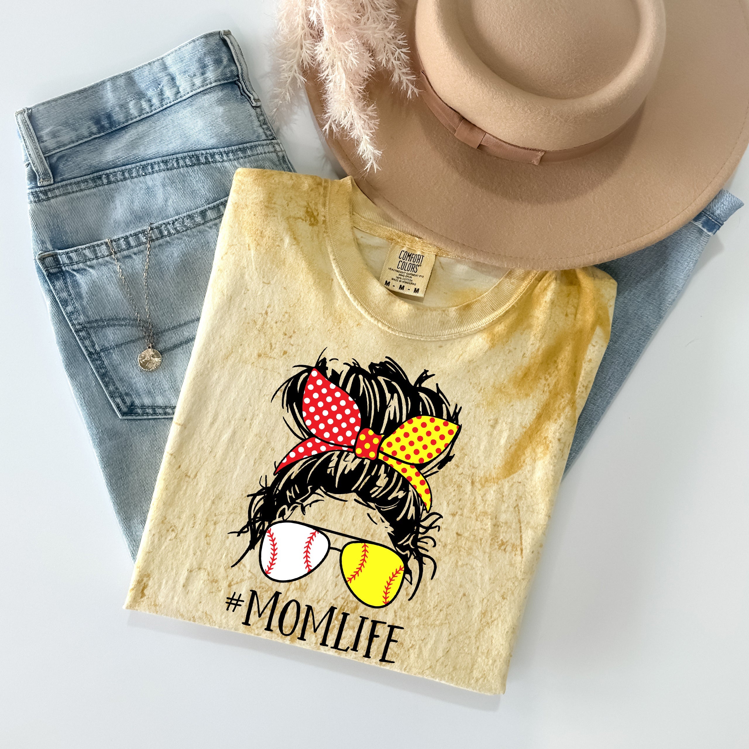 Mom Life Baseball/Softball #momlife Graphic Tee