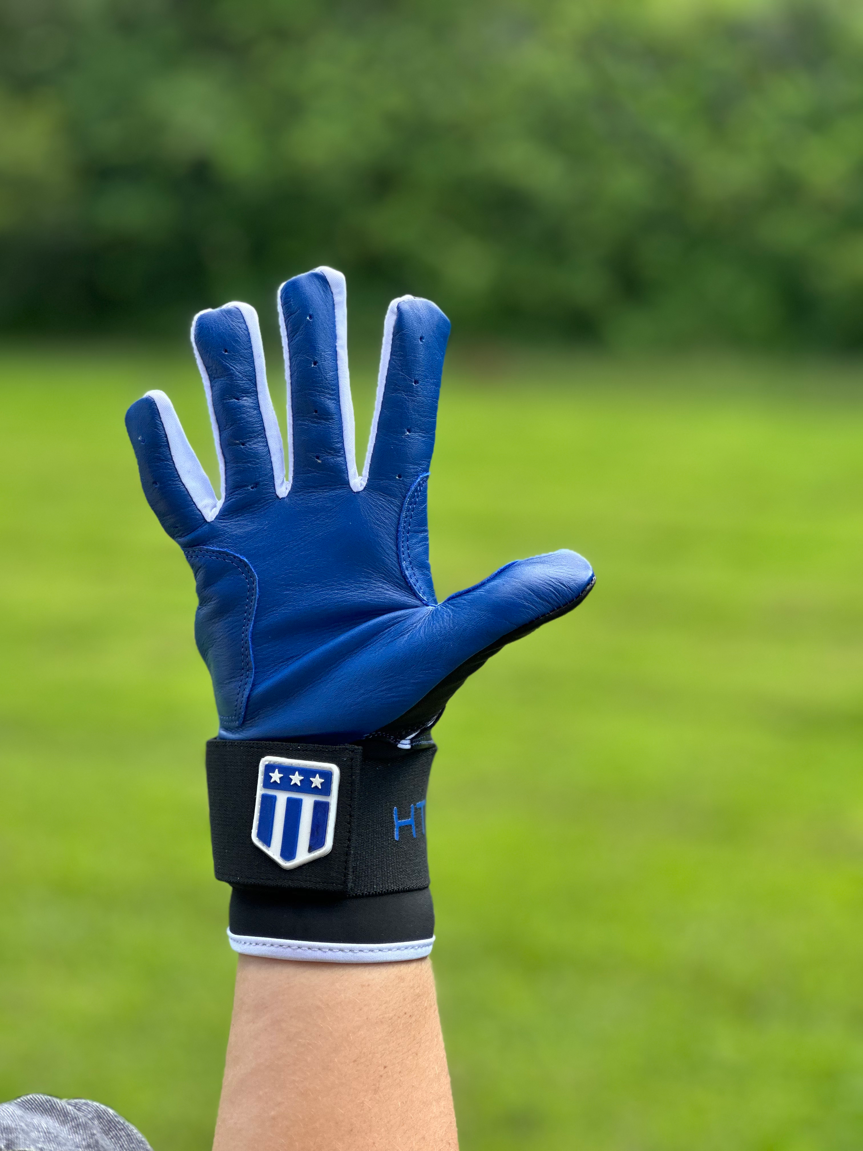 Long cuff Black with a Royal Blue Palm Stock-3