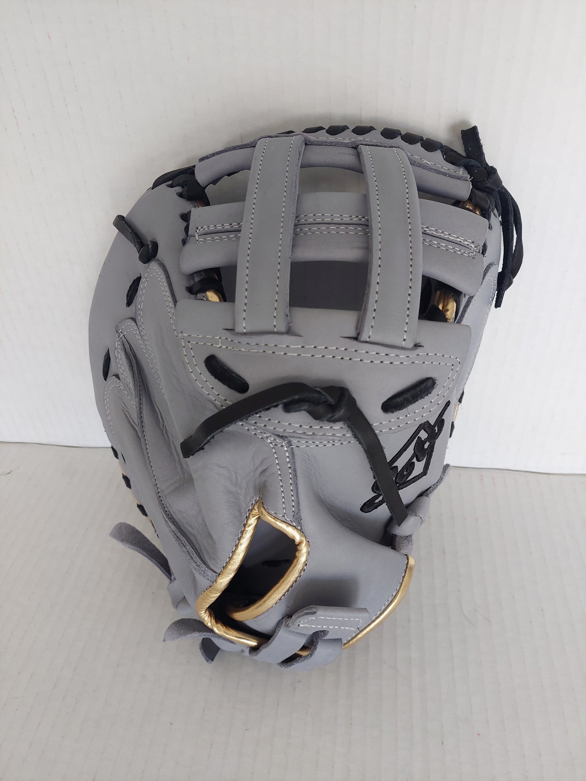 Soto Softball Catchers Mitt-8